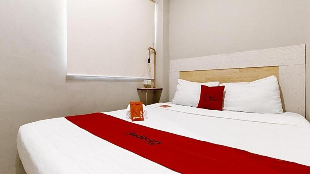 Hotel Reddoorz Plus Near Osmena Highway 2 Manila Zewnętrze zdjęcie